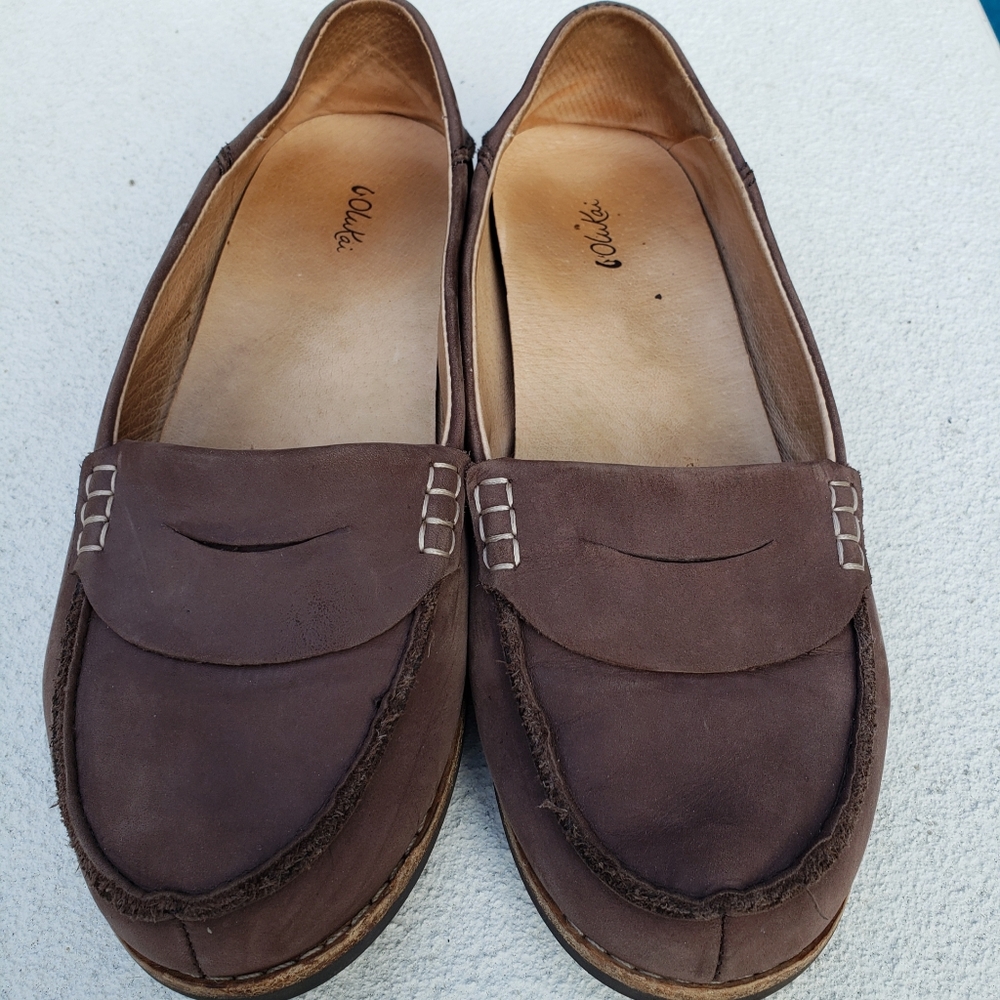 EUC OluKai Women's Brown Suede Penny Loafers - Picture 3 of 10